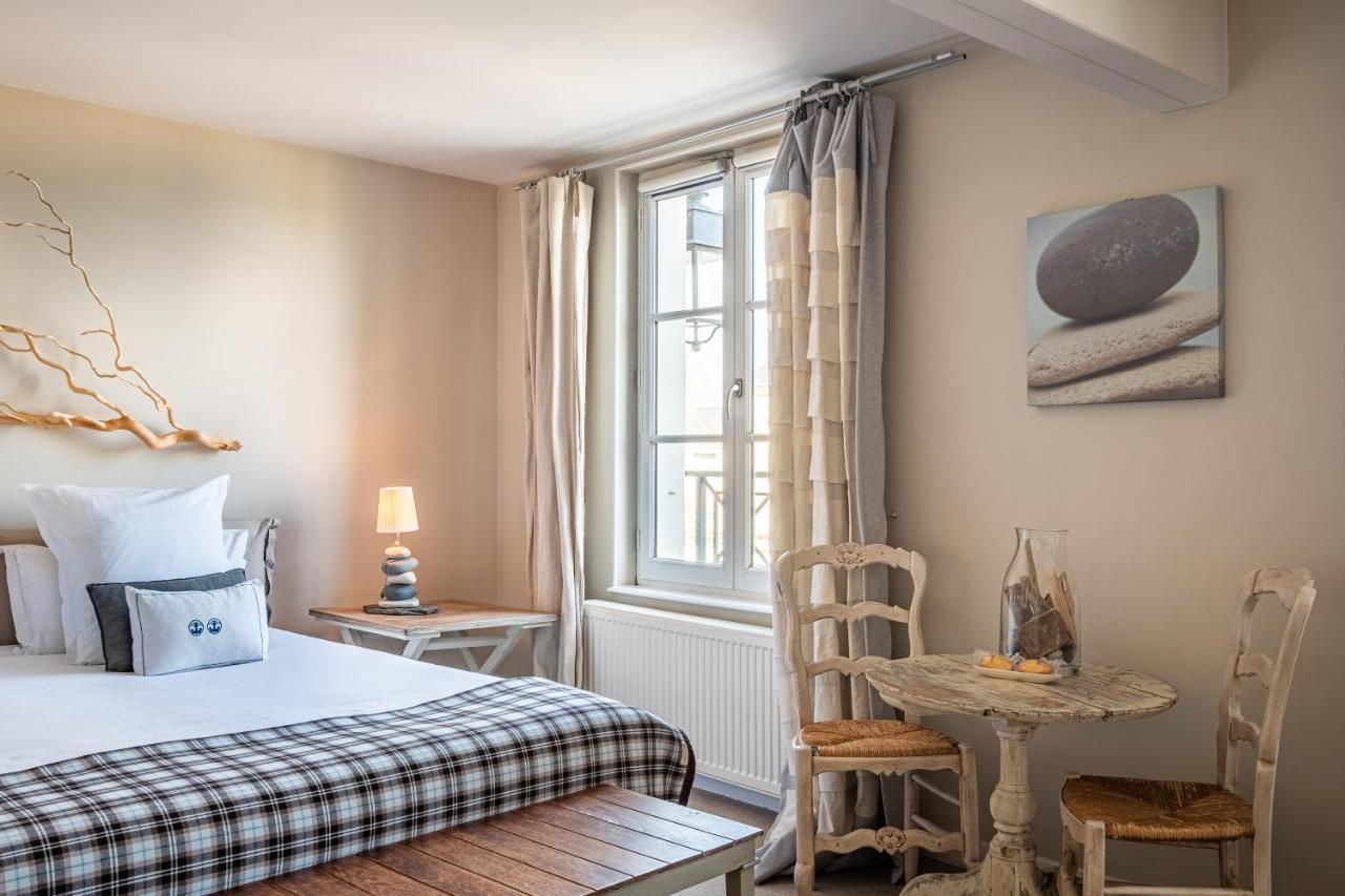 La Marine De Loire Hotel & Spa مونتسورو المظهر الخارجي الصورة