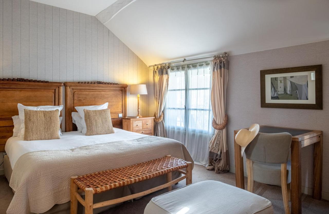La Marine De Loire Hotel & Spa مونتسورو المظهر الخارجي الصورة